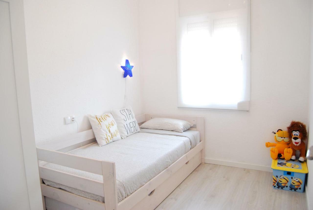 Apartamento Nordico , Cambrils Puerto Con Parking Exterior foto